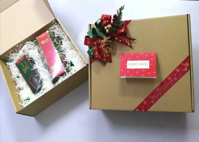 Macau Gift Box Customization Production Factory: Your Partner in Premium Packaging-vlefooena