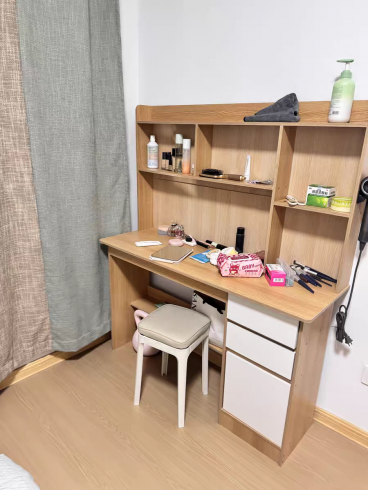 Cradle to Cradle Furniture Factories: Designing for a Circular Economy and Zero-Waste Future-vlefooena