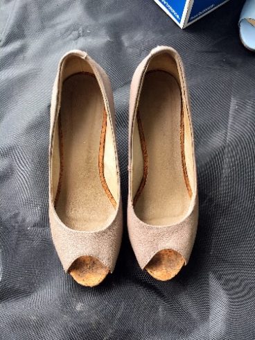 From China to Israel: A Comprehensive Guide to Sourcing and Importing Shoes-vlefooena