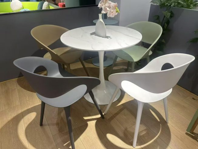 Powering Coastal Dreams: The Expertise of China’s OEM Beach Furniture Manufacturing-vlefooena