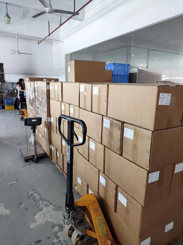 🏃‍♀️ Lightweight Running Sneakers Manufacturer for Global Markets-vlefooena