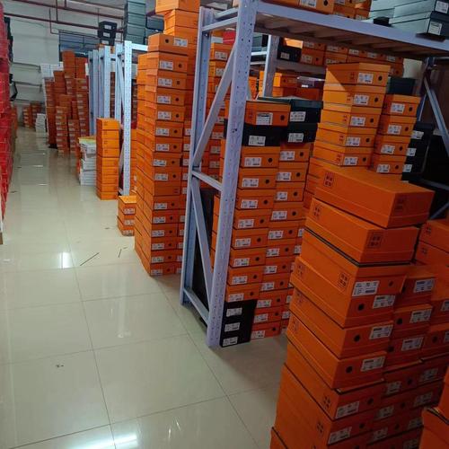 Wholesale Shoes from China: High-Quality Factory Direct Supply-vlefooena