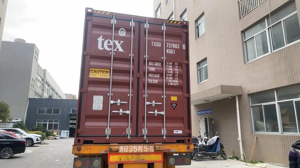 🏃‍♀️ Lightweight Running Sneakers Manufacturer for Global Markets-vlefooena