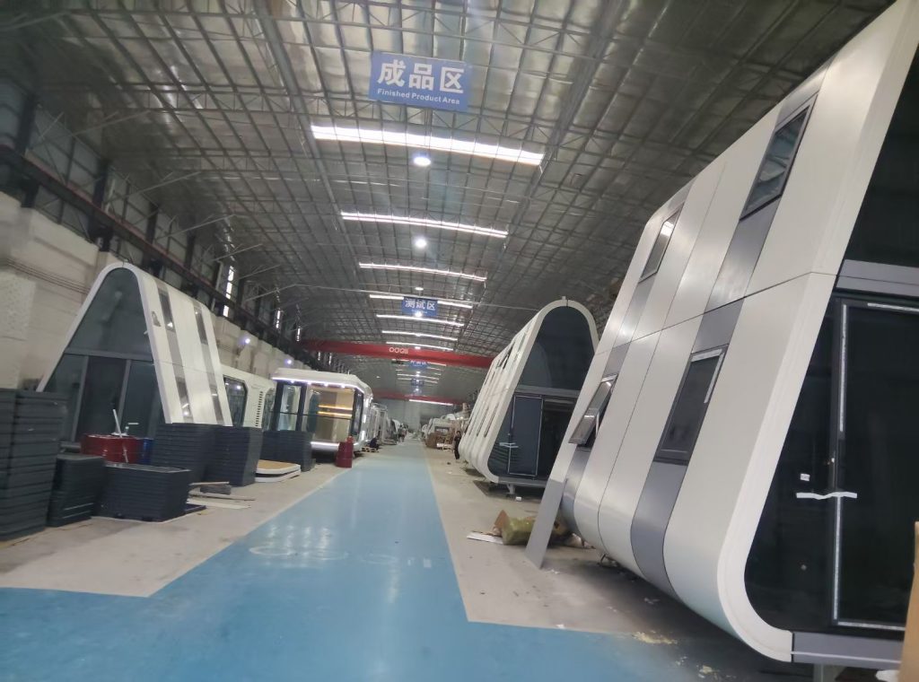 Advanced Prefab Living Pod: Energy-Efficient Modular House-vlefooena