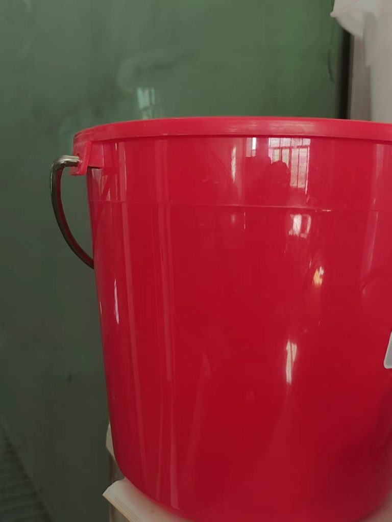 The Pink Bucket Revolution: How Affordability Meets Excellence in Everyday Living-vlefooena