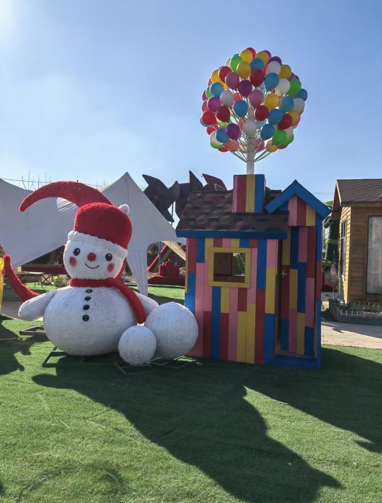 Unique Giant Panda Straw Art for International Tourist Attractions & Flower Show Decor-vlefooena