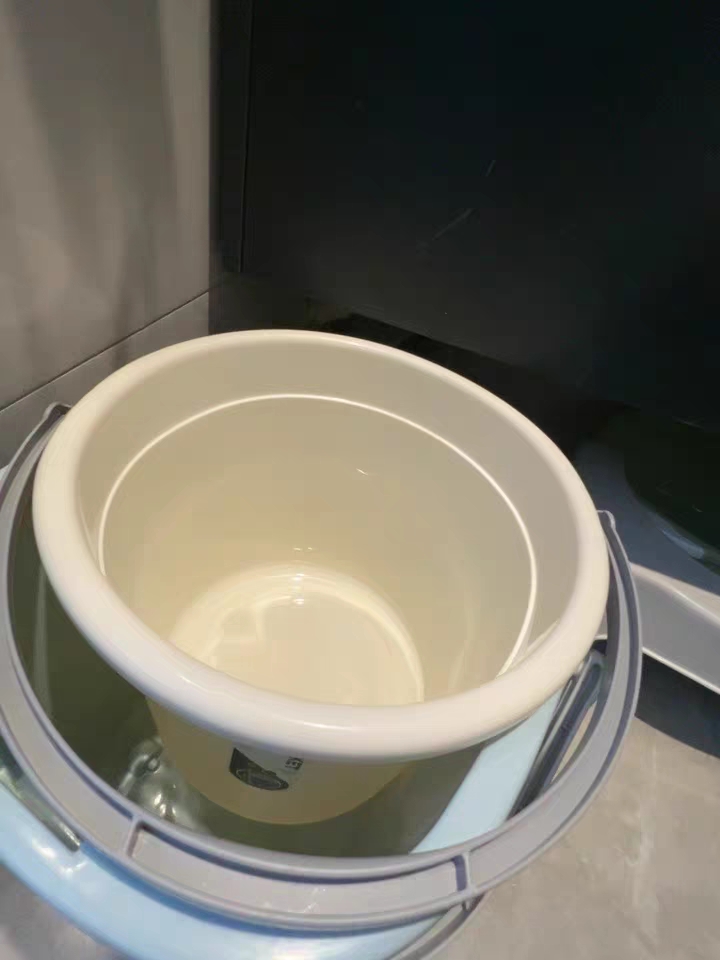 Industrial Plastic Buckets Manufacturer: Strength Meets Versatility-vlefooena