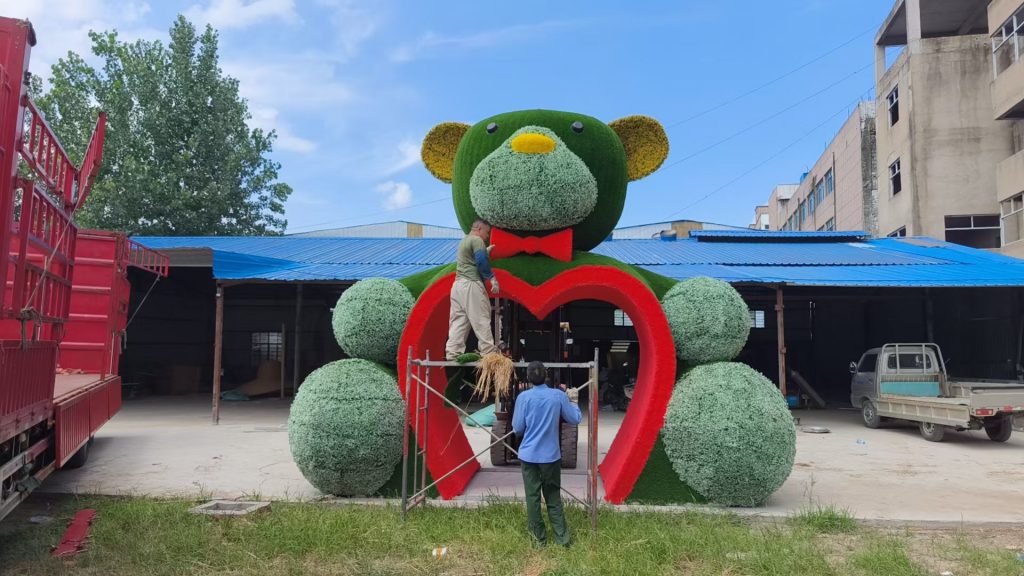 Custom Giant Panda Straw Statue for Outdoor Theme Park, Zoo, or Botanical Garden Decor-vlefooena