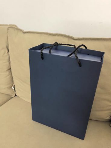 Elegant Rigid Gift Box Factory with Custom Printing Solutions-vlefooena