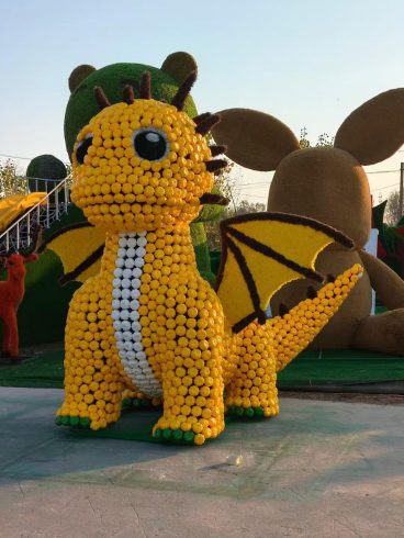 Creative Outdoor Craft Decorations for Parks, Resorts, and Theme Attractions-vlefooena