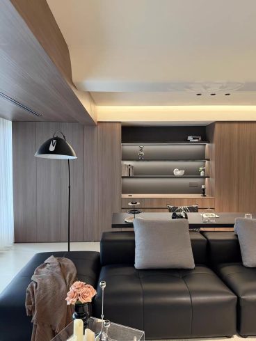 Luxury Custom Dining Room Furniture Solutions for Modern Interiors-vlefooena