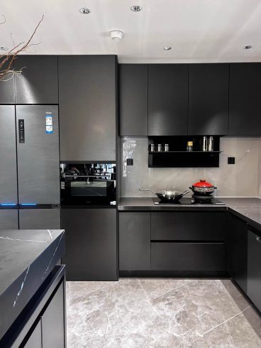 High-End Custom Kitchen Furniture for International Distributors and Partners-vlefooena