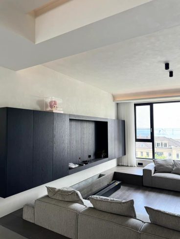 OEM & ODM Luxury Furniture Manufacturer Based in China-vlefooena