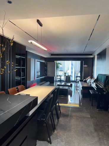 OEM & ODM Luxury Furniture Manufacturer Based in China-vlefooena