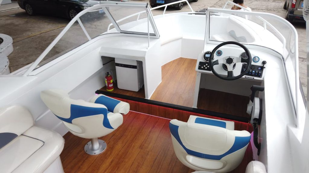5.5m Fiberglass Leisure Boat for Sale – Specs, Price, Uses & Buying Guide 6 8c760d6ab293