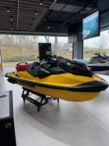 How Much Does It Cost to Buy Motorcycles and Yachts from China? A Complete Price Guide-vlefooena