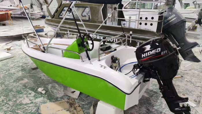 Small Luxury Yacht Price – How Much Does a Small Luxury Yacht Cost in 2026?-vlefooena