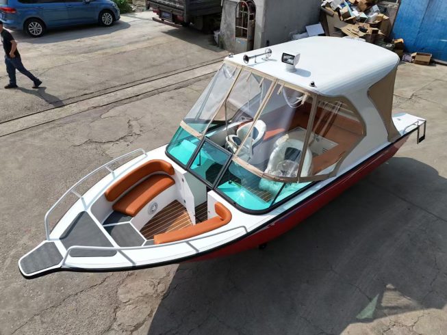 China Yacht Factory: How to Customize a Yacht for Your Market-vlefooena