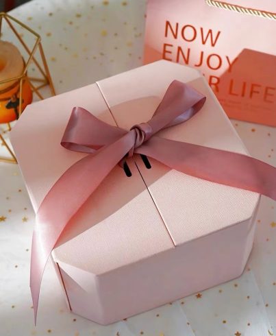 Custom Gift Box Factories: Design, Produce & Deliver Tailored Packaging for Your Brand-vlefooena