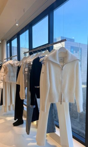 China Clothing Manufacturer for Global Brands: Custom Garment Production and Private Label Apparel Solutions-vlefooena