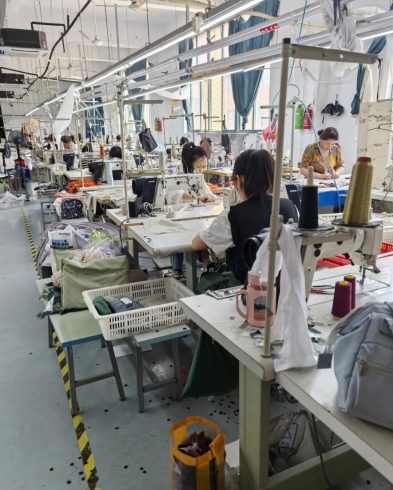 China Custom Wholesale Men’s Clothing Factory: A Complete Buyer’s Guide-vlefooena