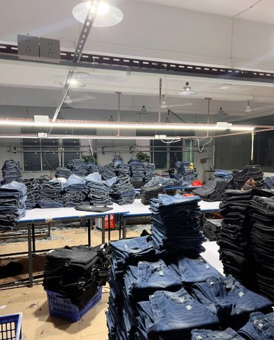 How Chinese Clothing Manufacturers Solve Common Buyer Problems: A Practical Sourcing Guide-vlefooena