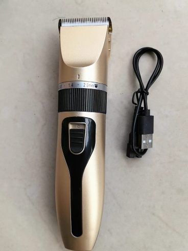 How to Choose a Hair Clipper Manufacturer for Long Battery Life and Fast Charging?-vlefooena