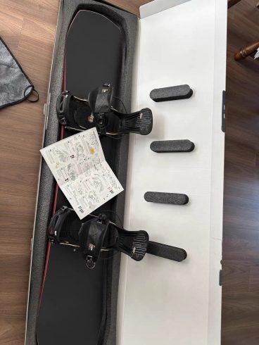 How to Choose a Reliable Snowboard Manufacturer in China for Your Brand-vlefooena