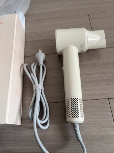 How Hair Dryer Packaging Affects Wholesale Shipping and Retail Sales-vlefooena