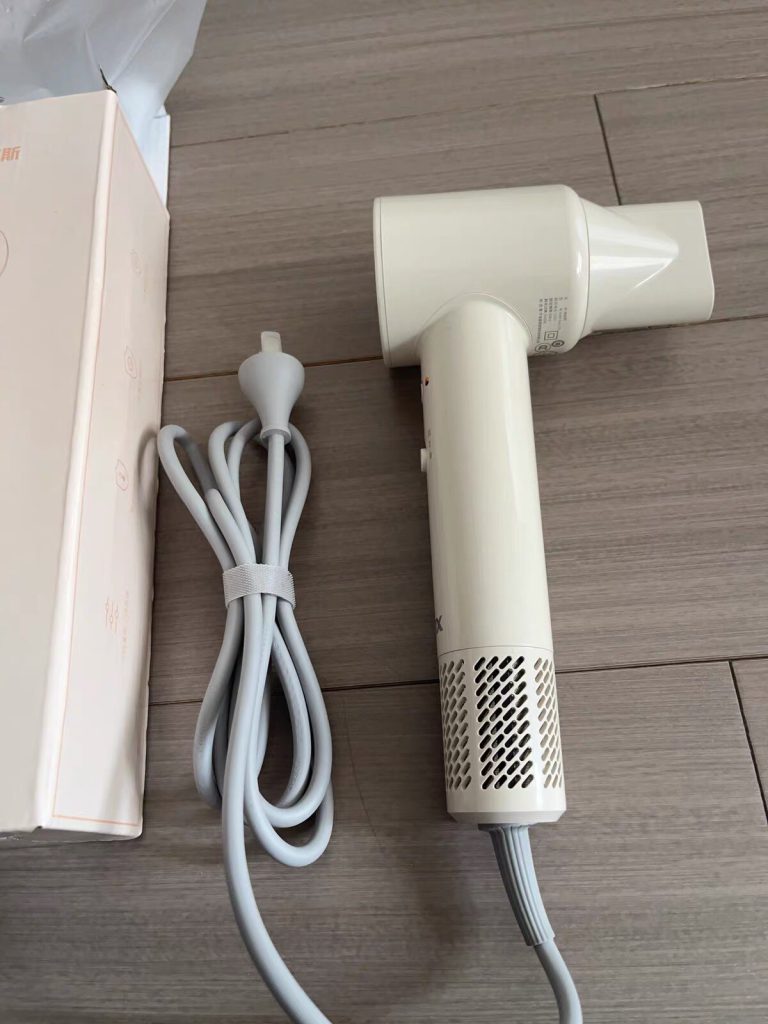 Hair Dryer Wattage Guide for Different Countries and Markets 17 Hair Dryer Wattage Guide for Different Countries and Markets